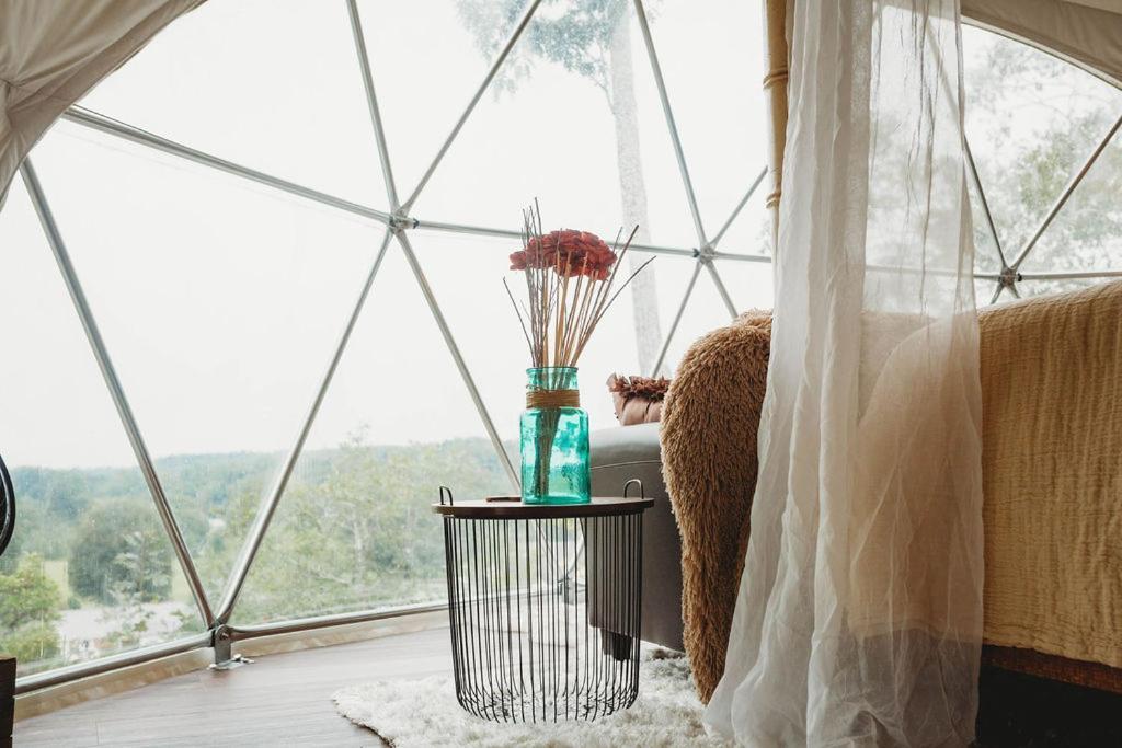 Hotel Waterfront Luxury Glamping Dome Rogersville Exterior foto