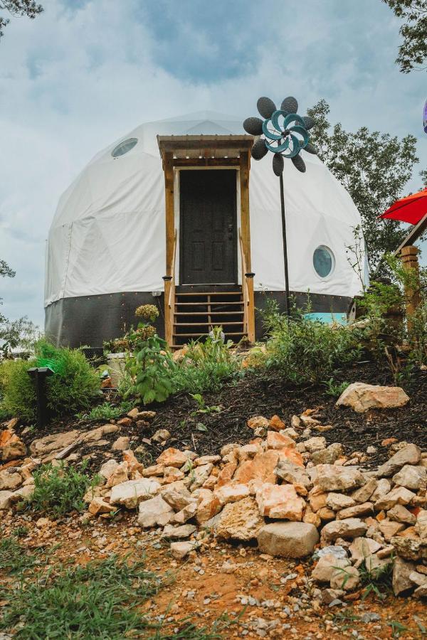 Hotel Waterfront Luxury Glamping Dome Rogersville Exterior foto