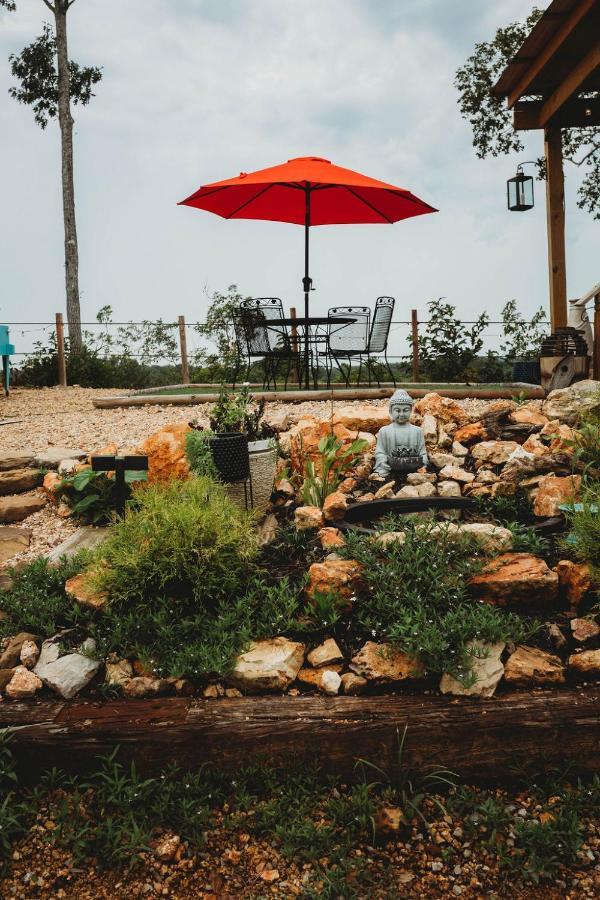 Hotel Waterfront Luxury Glamping Dome Rogersville Exterior foto