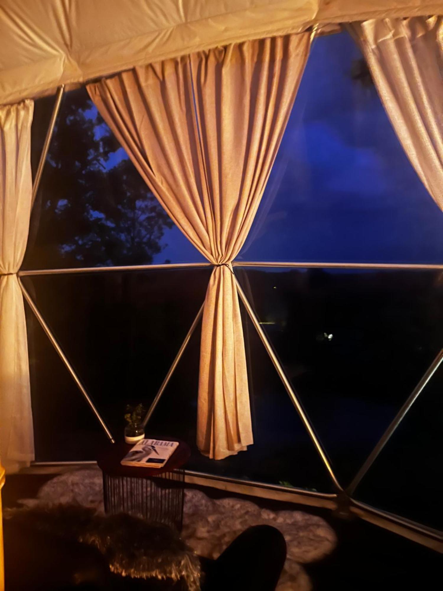 Hotel Waterfront Luxury Glamping Dome Rogersville Exterior foto